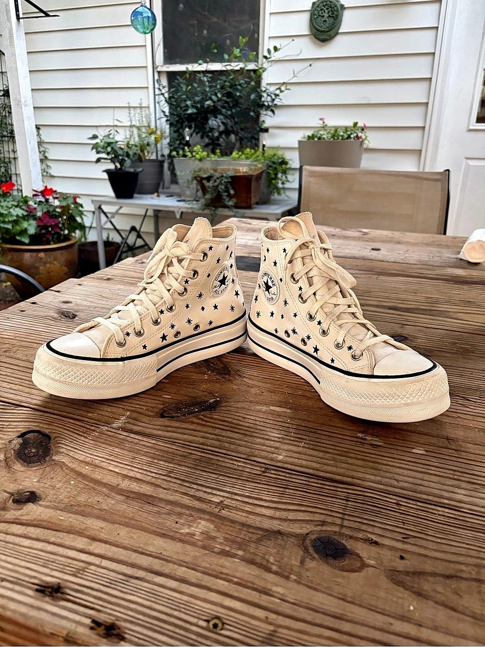 Converse Chuck Taylor All Star Lift Platform Women’s 6 Celestial Star High Tops